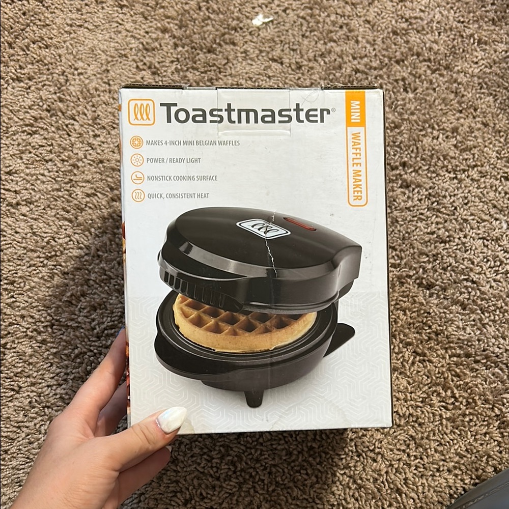 Mini Waffle Maker - Black